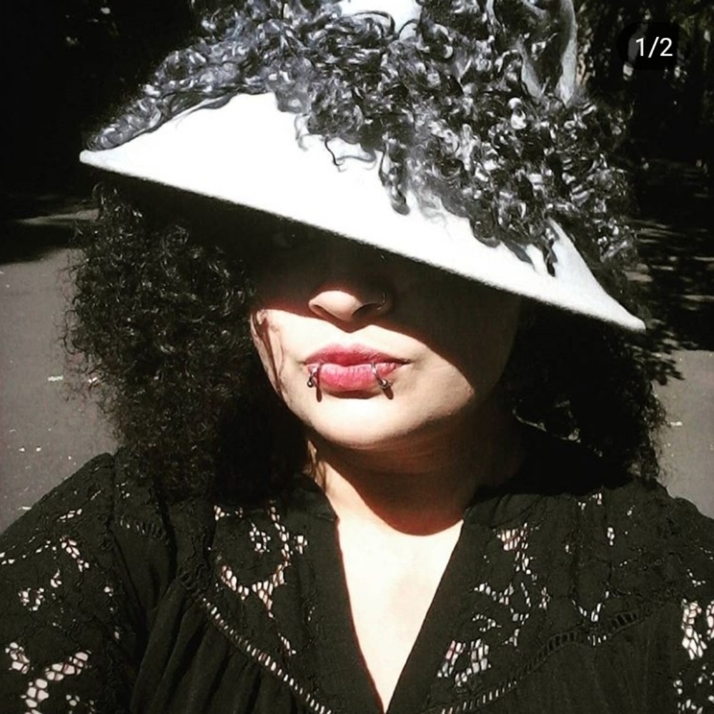 Meet your Posher, Mekayla